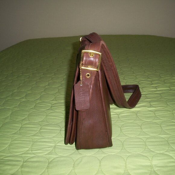Vintage Coach 9145 Legacy Studio Flap Brown Bag - Picture 4 of 16